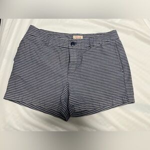 Women’s Striped Blue White Pockets Khakis Gap: The 4” Short 6